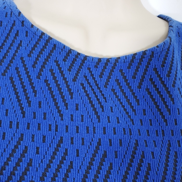 Forever 21 Plus Geometric Print Crop Tank Top - Picture 6 of 10